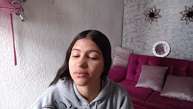 Evagirl69 online show from May 19, 12:12 pm