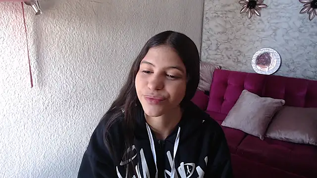 Evagirl69 online show from May 20, 12:24 pm