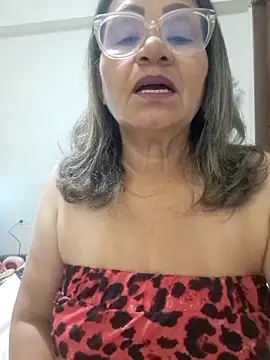 Vickysweeeettt online show from May 21, 1:58 am