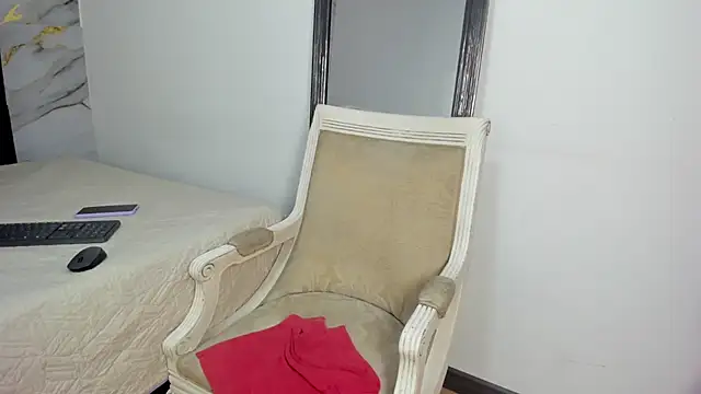 Vickysweeeettt online show from October 8, 7:29 pm