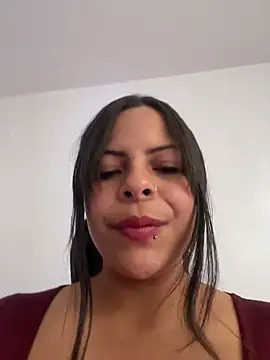 MiaCollinssx online show from February 5, 10:35 pm