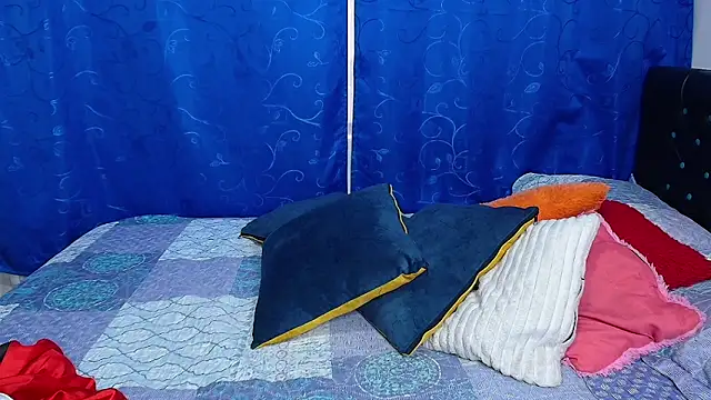 melikaronit2 online show from October 7, 5:50 pm