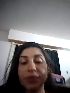 LolatuMiel online show from November 8, 6:07 am