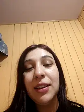 caronicole77 online show from November 3, 4:05 am