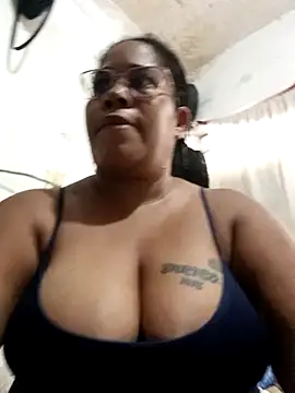 Big ass submissive online show from May 5, 9:51 pm