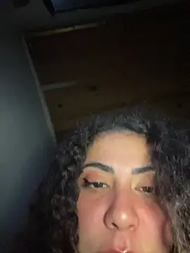 A maddy online show from May 27, 2:08 am