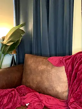 Canneela online show from October 1, 1:05 pm