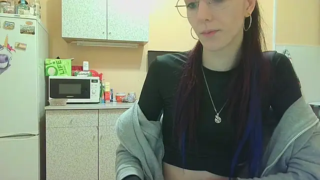 Lucy Divine online show from October 1, 3:17 pm