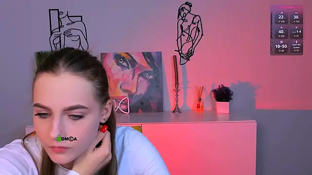 luna tin online show from October 9, 10:58 pm