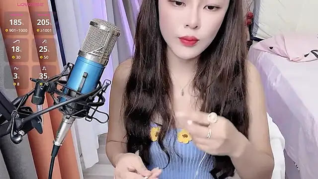 iRyou online show from September 19, 4:39 pm