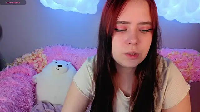 Alis Platt online show from May 6, 12:58 am