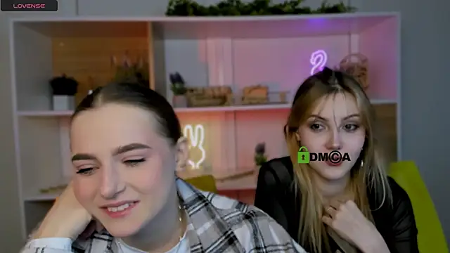 aria moo online show from November 13, 5:39 am