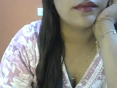 Queenxxx98 online show from December 20, 6:01 pm