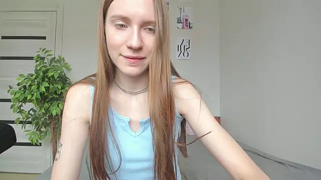 Kelly Gerzikaa online show from May 17, 4:11 am