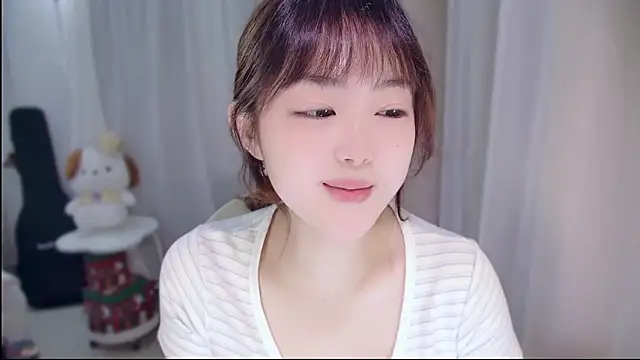 YUANYUAN-A online show from April 4, 12:37 pm