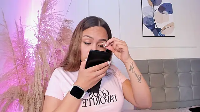 nikolevoshkie  online show from May 22, 7:56 pm
