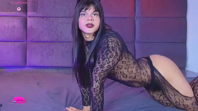 Slenna Moon online show from May 12, 1:25 am