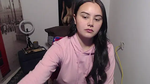 crazy daniela online show from September 15, 9:00 pm
