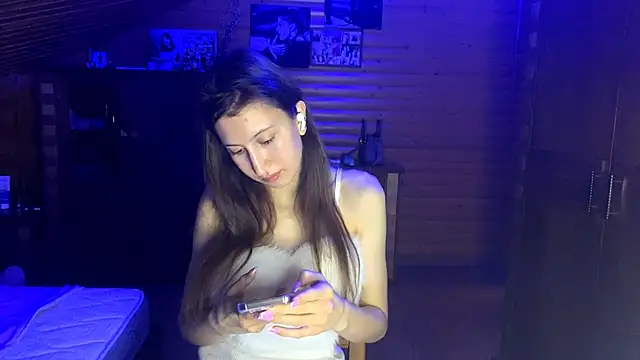 Shyselly online show from November 5, 5:18 pm