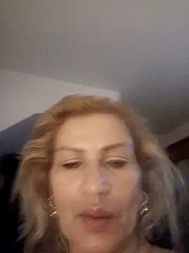 Juanitarubia online show from December 20, 11:09 pm