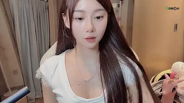 Makinghappymyself  online show from February 4, 11:24 am