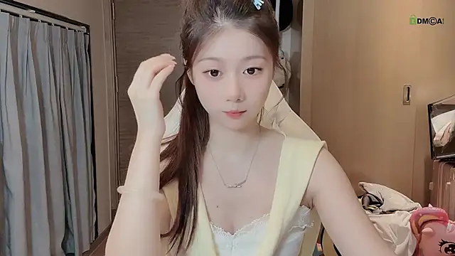 Makinghappymyself  online show from August 2, 11:02 am