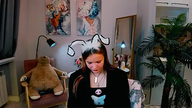 Snapshot of Ginger_Emma chatting on September 13, 9:12 pm Ginger Emma online show from September 13, 9:12 pm