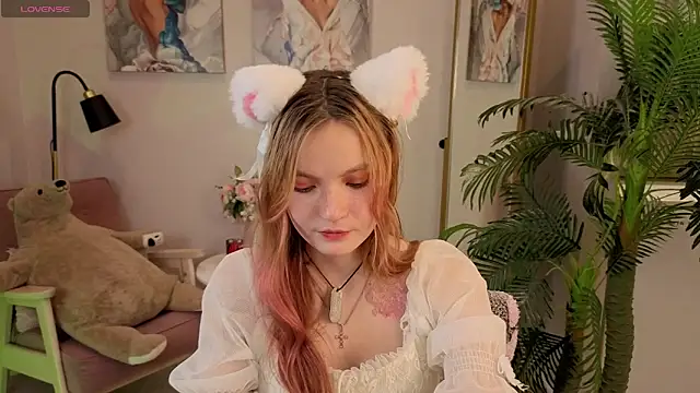 Snapshot of Ginger_Emma chatting on September 26, 3:31 pm Ginger Emma online show from September 26, 3:31 pm