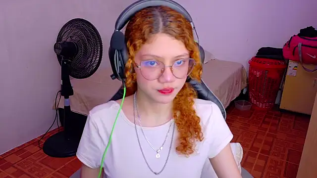 Birdie 0 online show from September 22, 1:20 pm