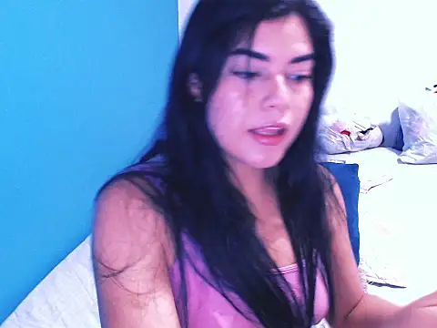 Violeta  Rose online show from October 3, 8:03 pm