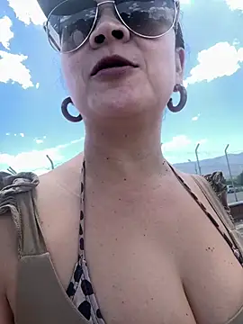sophie lopez1 online show from June 27, 3:40 pm