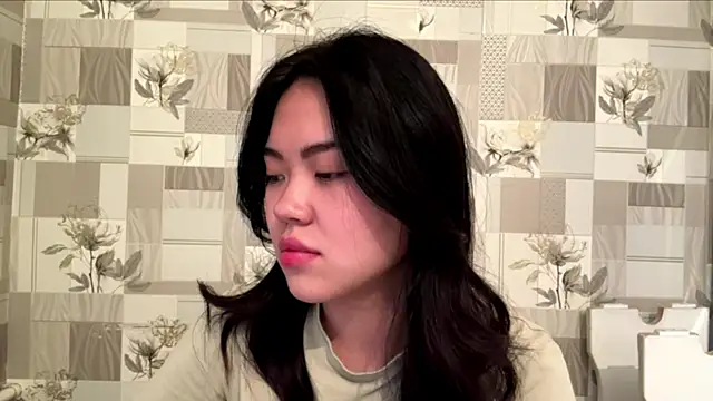 Snapshot of MIMIMary chatting on October 1, 5:12 am MIMIMary online show from October 1, 5:12 am