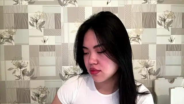 Snapshot of MIMIMary chatting on October 9, 2:59 am MIMIMary online show from October 9, 2:59 am