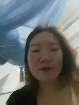 Pyy07 online show from November 14, 1:11 pm