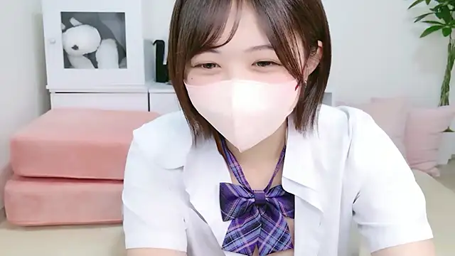 Hinata Sun online show from September 13, 10:45 am