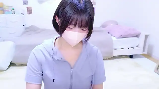 Hinata Sun online show from May 19, 5:03 am