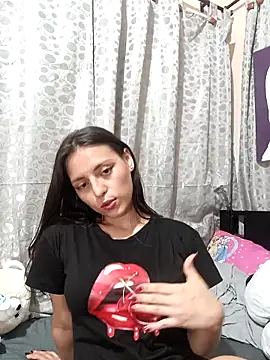 Lahila  online show from March 18, 3:50 pm