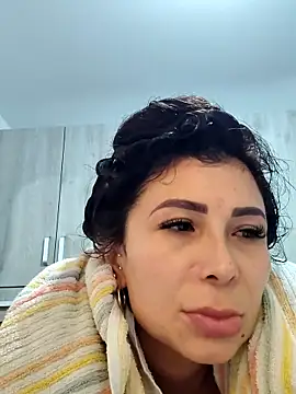 mia mancinii online show from May 20, 5:21 pm