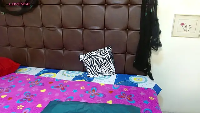 juliana soto1 online show from October 20, 1:47 pm