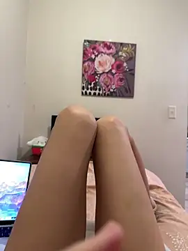 littiekitty online show from December 22, 4:21 pm