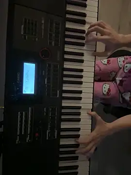 littiekitty online show from November 18, 4:52 pm