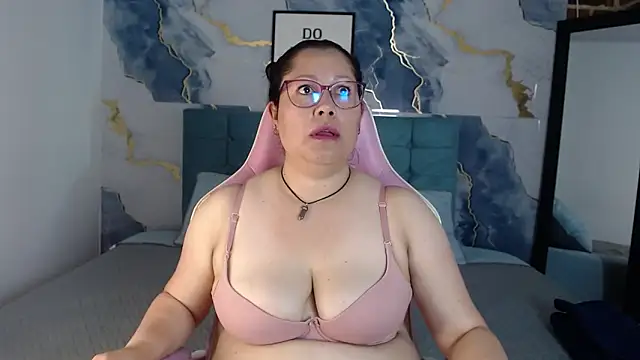 Marianasmith online show from September 13, 2:03 pm
