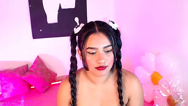 Sami-Queen online show from May 21, 7:01 pm