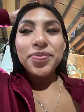 BrunetteBliss69 online show from May 16, 12:02 am