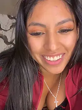 BrunetteBliss69 online show from May 15, 11:29 pm
