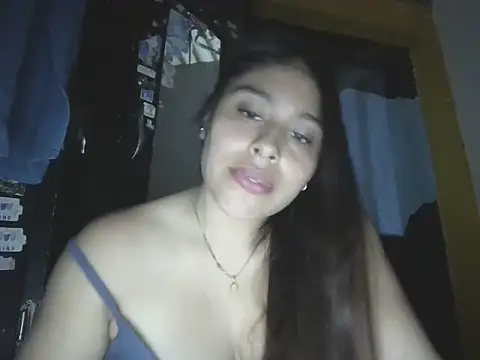 zairabreze online show from May 16, 1:52 am