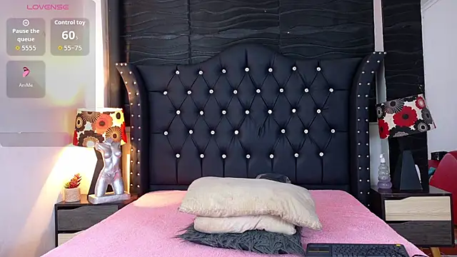 Keysha Queen  online show from October 1, 12:10 pm
