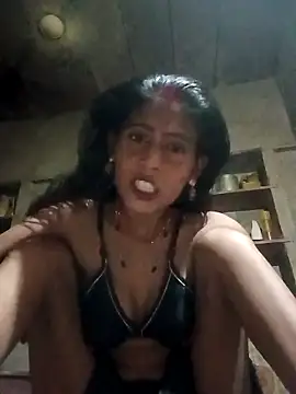 Hot Riya33A online show from September 25, 8:39 pm