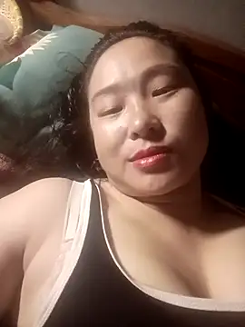 Snapshot of suki-lady chatting on September 9, 1:33 pm suki-lady online show from September 9, 1:33 pm