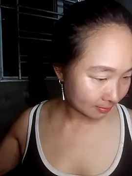 Snapshot of suki-lady chatting on September 15, 4:04 pm suki-lady online show from September 15, 4:04 pm